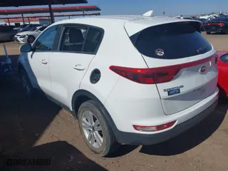 2018 Kia Sportage LX with VIN KNDPMCAC0J7322076, listed as a IAAI auction lot 41766705 with 100989 miles. Bid and sale history available at carsss.com. Image 3.