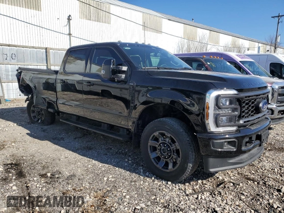2024 Ford Super Duty F-250 SRW XL with VIN 1FT8W2BN0RED75067, listed as a Copart auction lot 44022895 with 15,870 mi miles and Salvage Title. Bid and sale history available at carsss.com. Image 4.