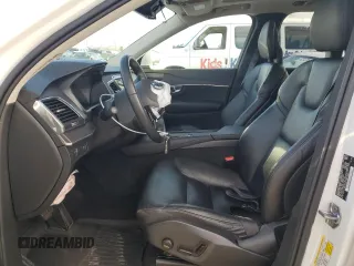 2020 Volvo XC90 Momentum with VIN YV4102PK7L1532199, listed as a Copart auction lot 45492805 with 47,553 mi miles and Salvage Title. Bid and sale history available at carsss.com. Image 7.
