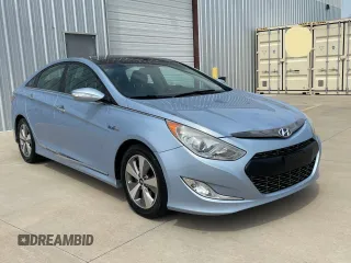 2012 Hyundai Sonata Hybrid z VIN KMHEC4A4XCA047536, wystawiony jako Copart lot #58816945 z przebiegiem 91 298 mil mil oraz Czysty tytuł • Clean title. Historia ofert i sprzedaży dostępna na DreamBid. Obrazek 1.