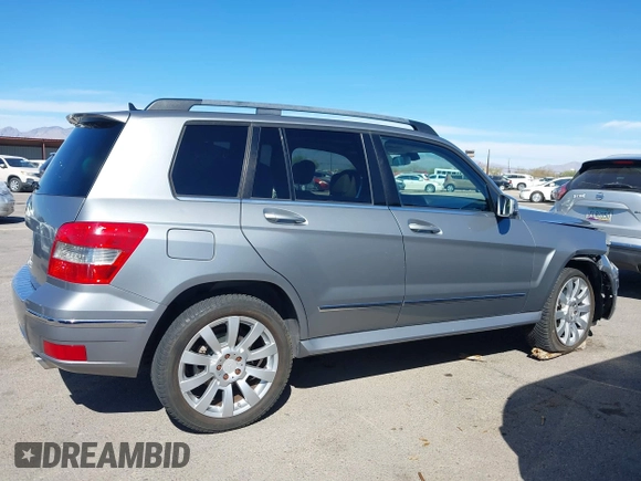 2010 Mercedes-Benz GLK 350 with VIN WDCGG5GB2AF467122, listed as a IAAI auction lot 41645425 with 167,220 mi miles and . Bid and sale history available at DreamBid. Image 14.