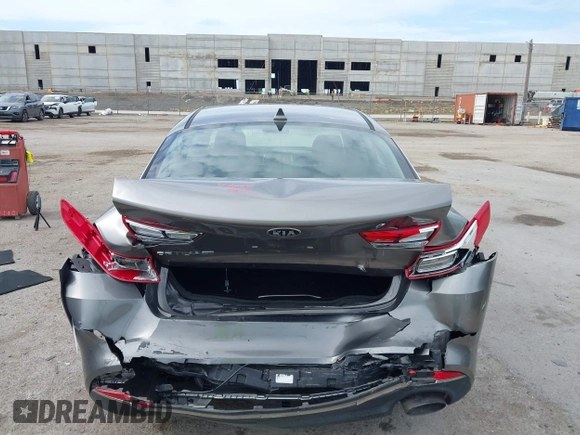 2016 Kia Optima LX with VIN 5XXGT4L37GG019897, listed as a IAAI auction lot 42582213 with 90,318 mi miles and . Bid and sale history available at DreamBid. Image 16.