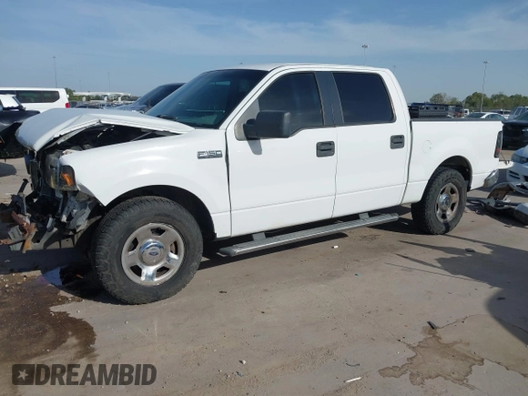 2006 Ford F-150 XLT with VIN 1FTPW12V16FB40883, listed as a IAAI auction lot 41839435 with 196,952 mi miles. Bid and sale history available at carsss.com. Image 2.