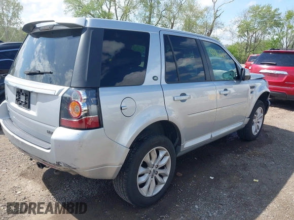 2013 Land Rover LR2 HSE Lux z VIN SALFT2BG6DH364284, wystawiony jako IAAI lot #42162205 z przebiegiem 75 983 mil mil oraz . Historia ofert i sprzedaży dostępna na DreamBid. Obrazek 4.