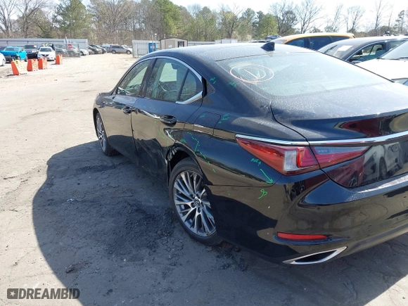 2019 Lexus ES with VIN 58ABZ1B19KU026736, listed as a IAAI auction lot 41742555 with 72,563 mi miles. Bid and sale history available at carsss.com. Image 17.