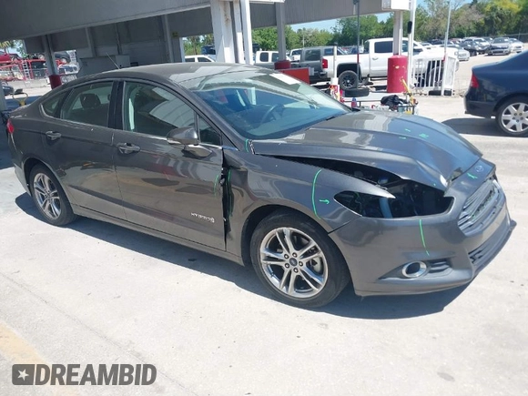 2016 Ford Fusion SE Hybrid with VIN 3FA6P0LU3GR127121, listed as a IAAI auction lot 41840795 with 88,281 mi miles. Bid and sale history available at carsss.com. Image 1.