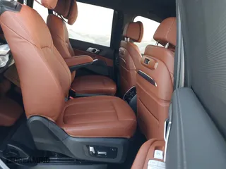 2024 BMW X7 M60i with VIN 5UX33EM06R9S83619, listed as a IAAI auction lot 41444610 with 29,509 mi miles. Bid and sale history available at carsss.com. Image 8.