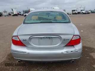 2001 Jaguar S-Type with VIN SAJDA01P91GM04421, listed as a IAAI auction lot 41676230 with 139,403 mi miles and . Bid and sale history available at DreamBid. Image 16.