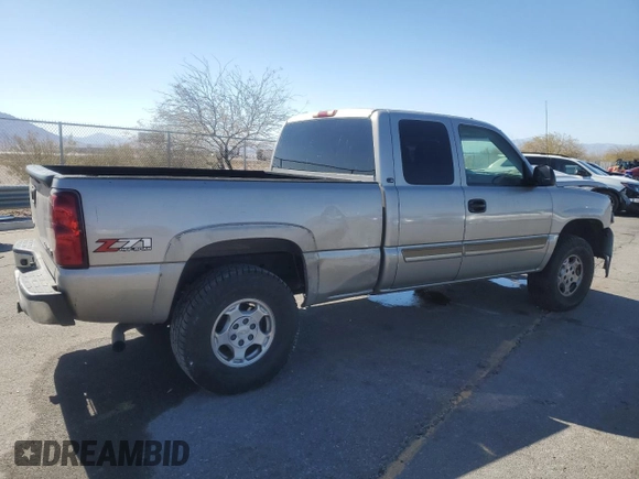 2003 Chevrolet Silverado 1500 with VIN 2GCEK19T531210475, listed as a Copart auction lot 47099315 with 211,504 mi miles and Salvage Title. Bid and sale history available at carsss.com. Image 3.
