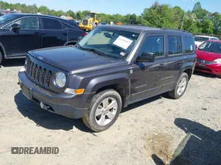 2017 Jeep Patriot High Altitude with VIN 1C4NJRFB8HD190411, listed as a IAAI auction lot 42145467 with 149,293 mi miles. Bid and sale history available at carsss.com. Image 17.