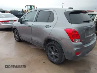 2020 Chevrolet Trax LS with VIN 3GNCJKSB2LL221800, listed as a IAAI auction lot 42196637 with 43,085 mi miles and . Bid and sale history available at DreamBid. Image 3.