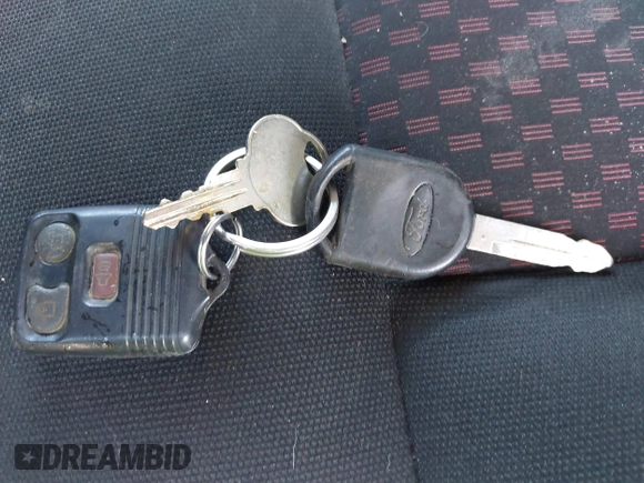 2008 Ford F-150 XLT с VIN 1FTPW12V28KB38120, выставлен на аукционе IAAI как лот 42232986 с пробегом 128 600 миль миль и . История ставок и продаж доступна на DreamBid. Изображение 11.
