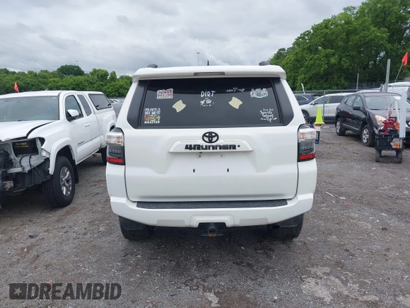2018 Toyota 4Runner SR5 с VIN JTEZU5JR8J5187543, выставлен на аукционе IAAI как лот 42247276 с пробегом 101 405 миль миль и . История ставок и продаж доступна на DreamBid. Изображение 17.