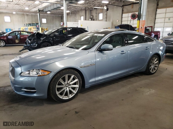 2011 Jaguar XJ with VIN SAJWA2GBXBLV07064, listed as a Copart auction lot 71401724 with NaN miles and Salvage Title. Bid and sale history available at carsss.com. Image 1.