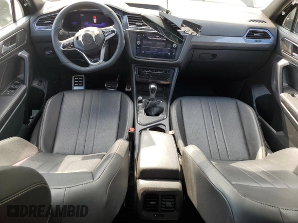 2022 Volkswagen Tiguan SE R-Line Black with VIN 3VVCB7AXXNM044895, listed as a Copart auction lot 55125375 with 52,629 mi miles and Salvage title. Bid and sale history available at DreamBid. Image 8.
