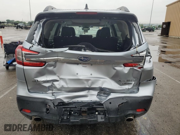 2023 Subaru Ascent Limited z VIN 4S4WMARD5P3405480, wystawiony jako Copart lot #61194015 z przebiegiem Nie podano mil oraz Szkoda całkowita • Salvage title. Historia ofert i sprzedaży dostępna na DreamBid. Obrazek 6.