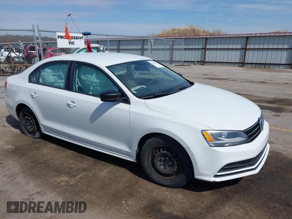 2015 Volkswagen Jetta Sedan 2.0L S with VIN 3VW2K7AJ3FM299795, listed as a IAAI auction lot 41898540 with 133,444 mi miles. Bid and sale history available at carsss.com. Image 1.
