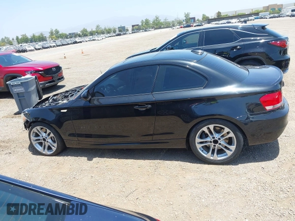 2010 BMW 1 Series 135i with VIN WBAUC7C54AVK80967, listed as a IAAI auction lot 42553077 with Not provided miles and . Bid and sale history available at DreamBid. Image 13.