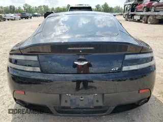 2015 Aston Martin Vantage z VIN SCFEBBAL2FGC18949, wystawiony jako Copart lot #54389965 z przebiegiem Nie podano mil oraz Szkody całkowita. Historia ofert i sprzedaży dostępna na DreamBid. Obrazek 6.