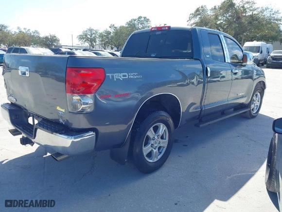 2008 Toyota Tundra 2WD Truck with VIN 5TFRV54188X048454, listed as a IAAI auction lot 41586469 with 117,186 mi miles. Bid and sale history available at carsss.com. Image 4.