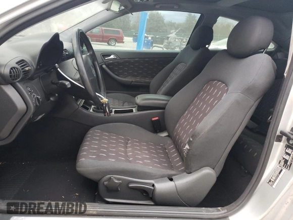 2003 Mercedes-Benz C 230 Kompressor с VIN WDBRN40J73A463100, выставлен на аукционе Copart как лот 82480364 с пробегом 150 291 миль миль и Чистый • Clean title. История ставок и продаж доступна на DreamBid. Изображение 7.