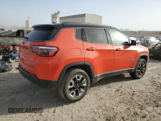 2018 Jeep Compass Trailhawk with VIN 3C4NJDDB4JT130342, listed as a Copart auction lot 49172715 with 112,618 mi miles and Salvage Title. Bid and sale history available at carsss.com. Image 3.