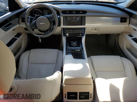 2017 Jaguar XF 35t Premium with VIN SAJBD4BV6HCY29471, listed as a Copart auction lot 76846214 with 101,090 mi miles and Clean Title. Bid and sale history available at carsss.com. Image 8.