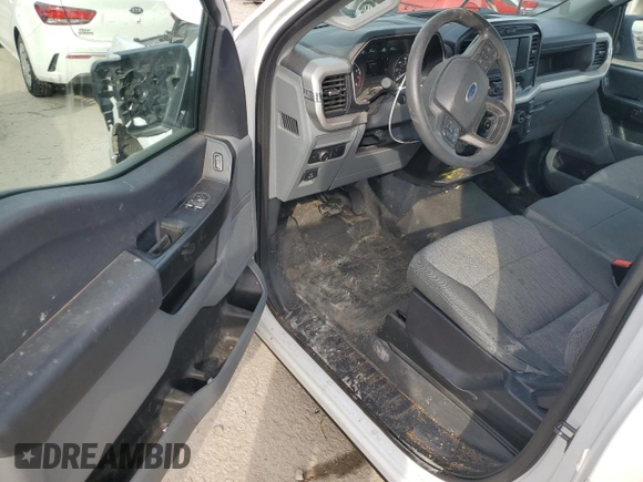 2022 Ford F-150 XL with VIN 1FTMF1CB7NKD93655, listed as a Copart auction lot 44081205 with 90,463 mi miles and Salvage Title. Bid and sale history available at carsss.com. Image 8.
