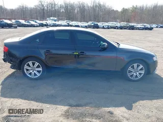 2011 Audi A4 Premium z VIN WAUBFAFL3BN036718, wystawiony jako IAAI lot #41794013 z przebiegiem 99 313 mil mil oraz . Historia ofert i sprzedaży dostępna na DreamBid. Obrazek 13.