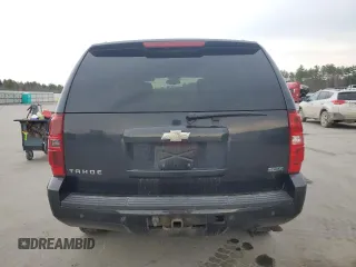 2011 Chevrolet Tahoe LT z VIN 1GNSKBE05BR258317, wystawiony jako Copart lot #54771685 z przebiegiem 214 722 mil mil oraz Szkoda całkowita • Salvage title. Historia ofert i sprzedaży dostępna na DreamBid. Obrazek 6.