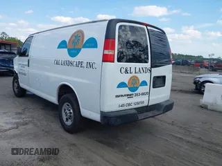 2012 GMC Savana Cargo with VIN 1GTW7FCA1C1157824, listed as a IAAI auction lot 42012172 with 200,961 mi miles. Bid and sale history available at carsss.com. Image 3.
