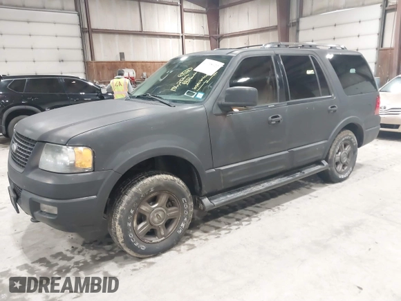 2005 Ford Expedition Limited with VIN 1FMFU20575LA66312, listed as a IAAI auction lot 41738622 with 186,212 mi miles. Bid and sale history available at carsss.com. Image 2.