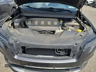 2019 Jeep Cherokee Limited with VIN 1C4PJMDX6KD373808, listed as a IAAI auction lot 42279722 with 138,556 mi miles and . Bid and sale history available at DreamBid. Image 17.