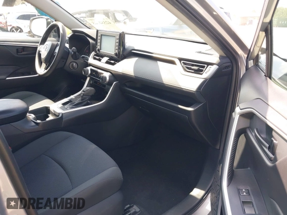 2019 Toyota RAV4 LE with VIN 2T3H1RFV5KW052651, listed as a IAAI auction lot 42530765 with 45,064 mi miles and . Bid and sale history available at DreamBid. Image 5.