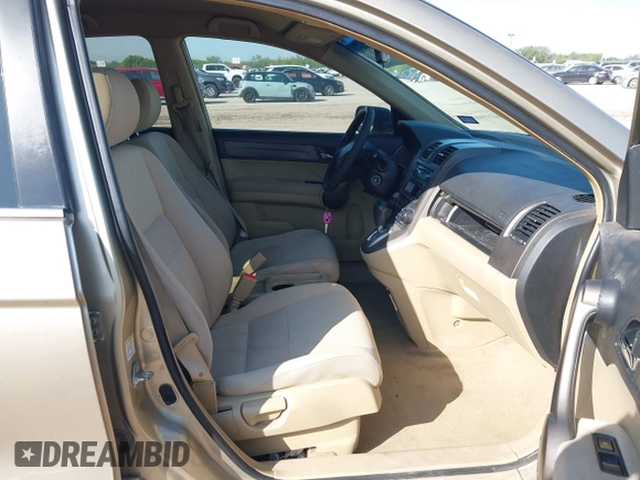 2008 Honda CR-V LX z VIN 3CZRE38328G700242, wystawiony jako IAAI lot #42003574 z przebiegiem 118 141 mil mil oraz . Historia ofert i sprzedaży dostępna na DreamBid. Obrazek 5.