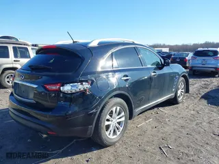 2017 Infiniti QX70 with VIN JN8CS1MW6HM410693, listed as a IAAI auction lot 41746466 with 1 mi miles. Bid and sale history available at carsss.com. Image 4.