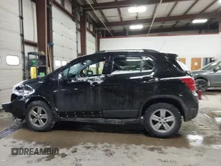 2021 Chevrolet Trax LT with VIN KL7CJPSB5MB353097, listed as a IAAI auction lot 41618376 with 98,082 mi miles. Bid and sale history available at carsss.com. Image 14.