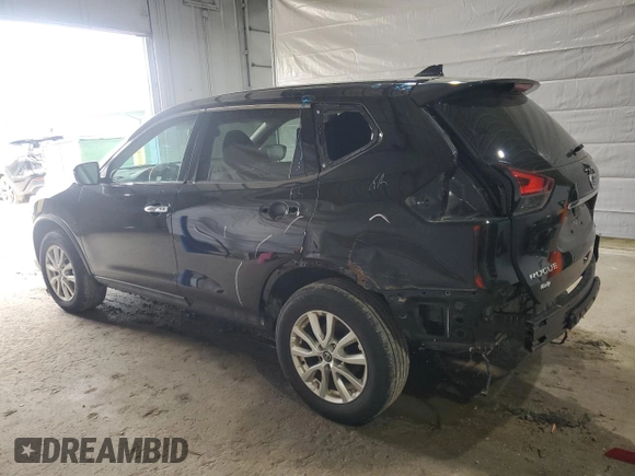 2017 Nissan Rogue SV z VIN 5N1AT2MV0HC740554, wystawiony jako Copart lot #55819475 z przebiegiem 149 648 mil mil oraz Szkoda całkowita • Salvage title. Historia ofert i sprzedaży dostępna na DreamBid. Obrazek 2.