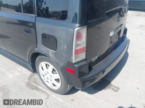 2006 Scion xB z VIN JTLKT324464090213, wystawiony jako IAAI lot #42306140 z przebiegiem 223 224 mil mil oraz . Historia ofert i sprzedaży dostępna na DreamBid. Obrazek 6.