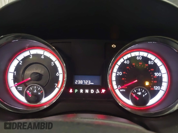 2015 Dodge Grand Caravan SXT with VIN 2C4RDGCG9FR632376, listed as a IAAI auction lot 41903984 with 238,723 mi miles and . Bid and sale history available at DreamBid. Image 7.