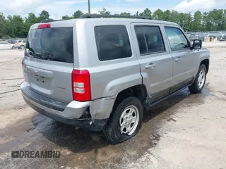 2015 Jeep Patriot Sport with VIN 1C4NJRBB7FD177085, listed as a IAAI auction lot 42765109 with 25,469 mi miles and . Bid and sale history available at DreamBid. Image 4.