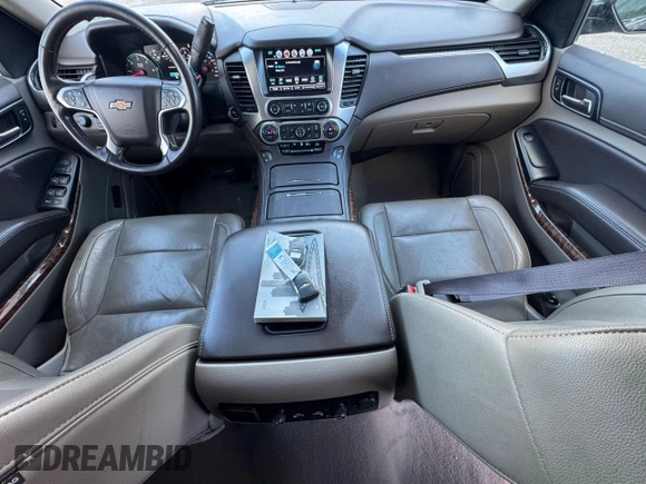 2019 Chevrolet Suburban Premier with VIN 1GNSKJKC3KR183500, listed as a Copart auction lot 42046615 with 253,160 mi miles and Clean Title. Bid and sale history available at DreamBid. Image 9.