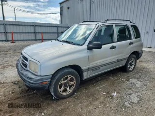 2000 Chevrolet Tracker z VIN 2CNBE13C5Y6932408, wystawiony jako Copart lot #63165525 z przebiegiem 138 787 mil mil oraz Szkoda całkowita • Salvage title. Historia ofert i sprzedaży dostępna na DreamBid. Obrazek 1.