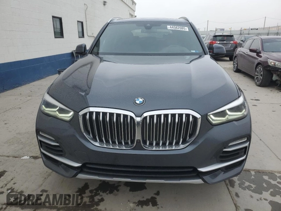 2020 BMW X5 xDrive40i with VIN 5UXCR6C05L9C87208, listed as a Copart auction lot 44582085 with 76,459 mi miles and Salvage Title. Bid and sale history available at carsss.com. Image 5.