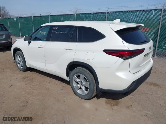 2021 Toyota Highlander L with VIN 5TDBZRBH3MS534991, listed as a IAAI auction lot 41771455 with 66,517 mi miles. Bid and sale history available at carsss.com. Image 3.