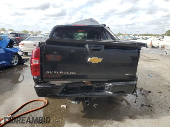 2007 Chevrolet Avalanche LS z VIN 3GNEC12017G309957, wystawiony jako Copart lot #49666225 z przebiegiem 215 109 mil mil oraz Szkoda całkowita • Salvage title. Historia ofert i sprzedaży dostępna na DreamBid. Obrazek 6.