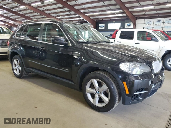 2013 BMW X5 xDrive50i with VIN 5UXZV8C53D0C15443, listed as a Copart auction lot 65059515 with 71,723 mi miles and Clean title. Bid and sale history available at DreamBid. Image 4.