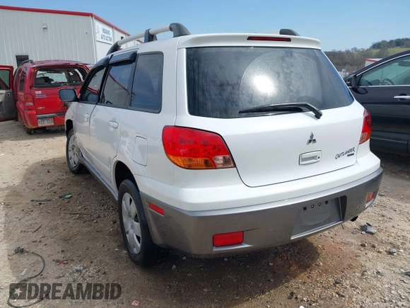 2004 Mitsubishi Outlander LS z VIN JA4LZ31F04U060022, wystawiony jako IAAI lot #41775408 z przebiegiem 83 515 mil mil oraz . Historia ofert i sprzedaży dostępna na DreamBid. Obrazek 3.