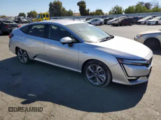 2020 Honda Clarity Plug-In Hybrid with VIN JHMZC5F13LC002533, listed as a Copart auction lot 76206644 with 144,022 mi miles and Salvage Title. Bid and sale history available at carsss.com. Image 4.
