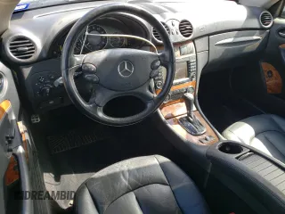 2007 Mercedes-Benz CLK 350 z VIN WDBTK56F97F205760, wystawiony jako Copart lot #46755565 z przebiegiem 129 202 mil mil oraz Czysty tytuł • Clean title. Historia ofert i sprzedaży dostępna na DreamBid. Obrazek 8.